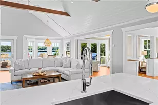 115 Beavertail Rd, Jamestown, RI 02835 - Photo 16