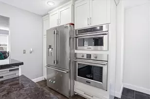 170 Jastram St, Providence, RI 02908 - Photo 10