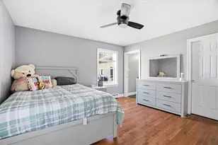 170 Jastram St, Providence, RI 02908 - Photo 16