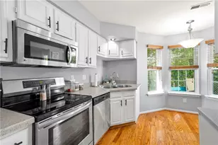 626 Smithfield Rd, North Providence, RI 02904 - Photo 2