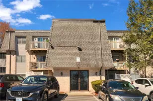 1560 Douglas Ave, North Providence, RI 02904 - Photo 4