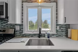 17 Clifford Dr, Westerly, RI 02891 - Photo 12