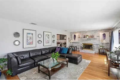 122 Mystery Farms Drive, Cranston, RI 02921 - Photo 4