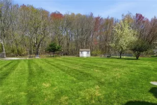 122 Mystery Farms Dr, Cranston, RI 02921 - Photo 40