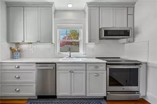 117 S Atlantic Ave, Warwick, RI 02888 - Photo 2