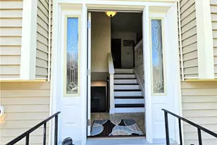131 Jambray Ave, Warwick, RI 02886 - Photo 4