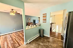 131 Jambray Ave, Warwick, RI 02886 - Photo 10