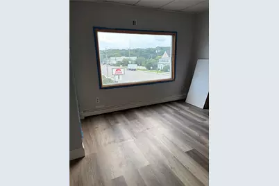 1006 Reservoir Avenue, Cranston, RI 02910 - Photo 10