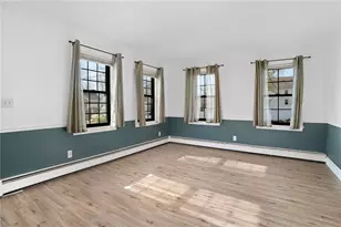 32 Brookdale Ave, Cranston, RI 02921 - Photo 4