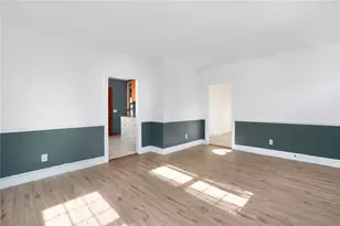 32 Brookdale Ave, Cranston, RI 02921 - Photo 8