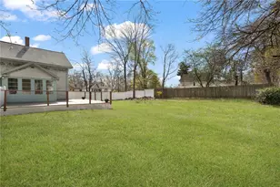 32 Brookdale Ave, Cranston, RI 02921 - Photo 36