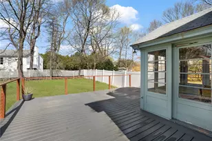 32 Brookdale Ave, Cranston, RI 02921 - Photo 32