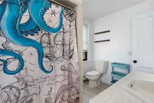 32 Brookdale Ave, Cranston, RI 02921 - Photo 16