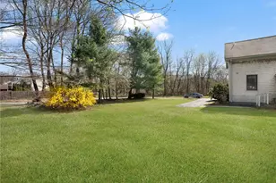 32 Brookdale Ave, Cranston, RI 02921 - Photo 42