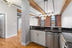 75 Eagle St, Providence, RI 02909 - Photo 8