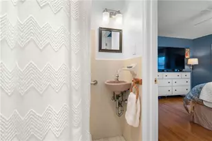 52 Woodhaven Blvd, North Providence, RI 02911 - Photo 26