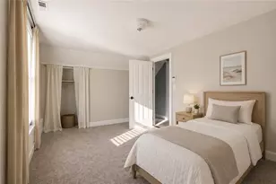 65 Maple Ave, Middletown, RI 02842 - Photo 8
