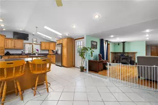 418 Long Hwy, Little Compton, RI 02837 - Photo 8