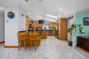 418 Long Hwy, Little Compton, RI 02837 - Photo 4