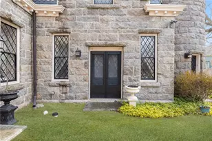 60 Old Beach Rd, Newport, RI 02840 - Photo 20