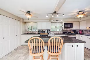 103 Clews St, Pawtucket, RI 02861 - Photo 14