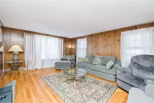 103 Clews St, Pawtucket, RI 02861 - Photo 18