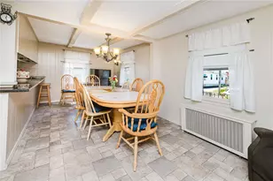 103 Clews St, Pawtucket, RI 02861 - Photo 8