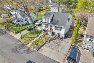 17 Pine Ave, Coventry, RI 02816 - Photo 2