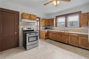 132 Washington Ave, Providence, RI 02905 - Photo 8