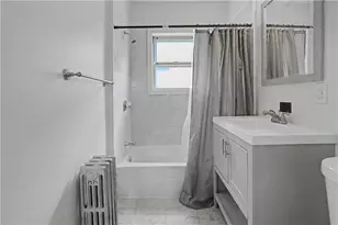 132 Washington Ave, Providence, RI 02905 - Photo 6