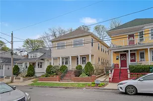 132 Washington Ave, Providence, RI 02905 - Photo 2