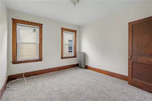 132 Washington Ave, Providence, RI 02905 - Photo 16