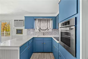 195 Central Pike, Scituate, RI 02957 - Photo 6