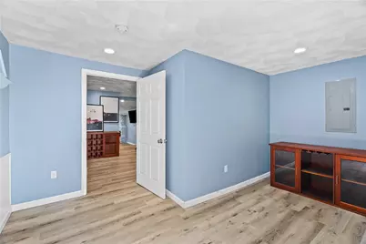 195 Central Pike, Scituate, RI 02957 - Photo 12
