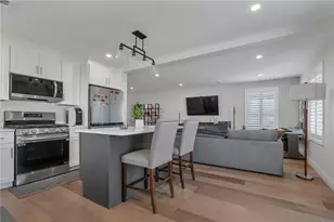 28 Ashley St, Cranston, RI 02920 - Photo 6