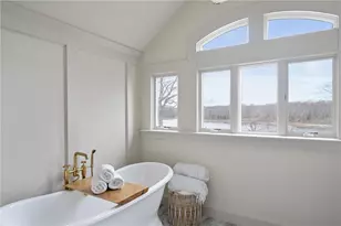 1090 Buttonwoods Ave, Warwick, RI 02886 - Photo 28