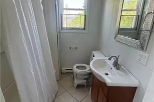 60 Berkeley Ave, Newport, RI 02840 - Photo 26