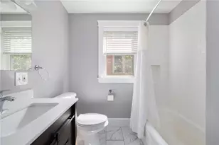 92 Colonial Rd, Providence, RI 02906 - Photo 16