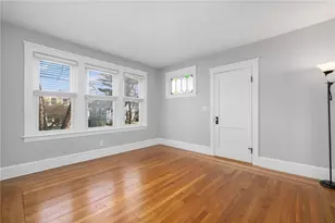 92 Colonial Rd, Providence, RI 02906 - Photo 4