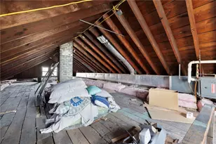 92 Colonial Rd, Providence, RI 02906 - Photo 44
