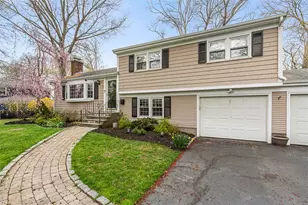7 Meadowbrook Dr, Barrington, RI 02806 - Photo 4