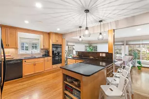 7 Meadowbrook Dr, Barrington, RI 02806 - Photo 12