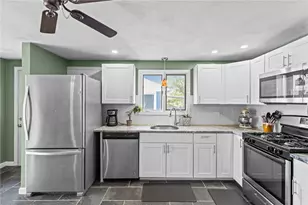 56 Pearl Ave, North Providence, RI 02904 - Photo 4