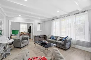 147 Warrington St, Providence, RI 02907 - Photo 8