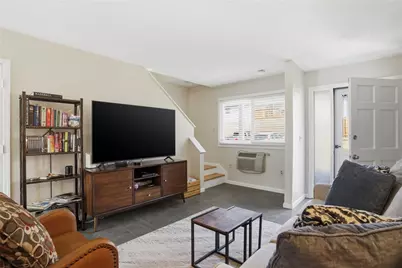 511 Child Street #205, Warren, RI 02885 - Photo 8