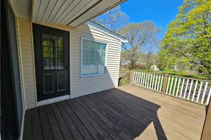 99 Pender Ave, Warwick, RI 02889 - Photo 8