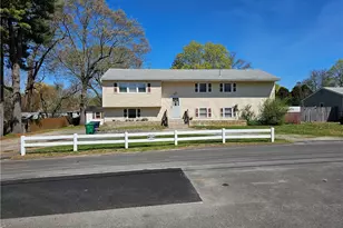 99 Pender Ave, Warwick, RI 02889 - Photo 2