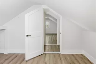 35 Myra St, Providence, RI 02909 - Photo 28