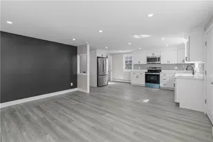 138 Glenbridge Ave, Providence, RI 02909 - Photo 6