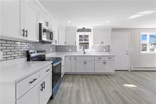 138 Glenbridge Ave, Providence, RI 02909 - Photo 2